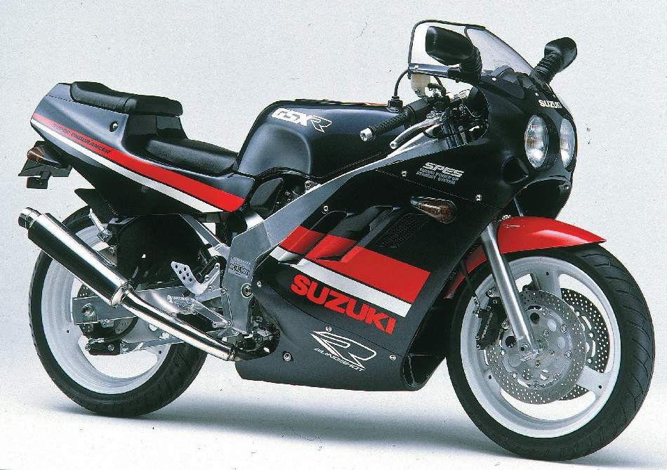 puesto Visión general Sobrevivir Suzuki GSX-R 400 (1988) technical specifications